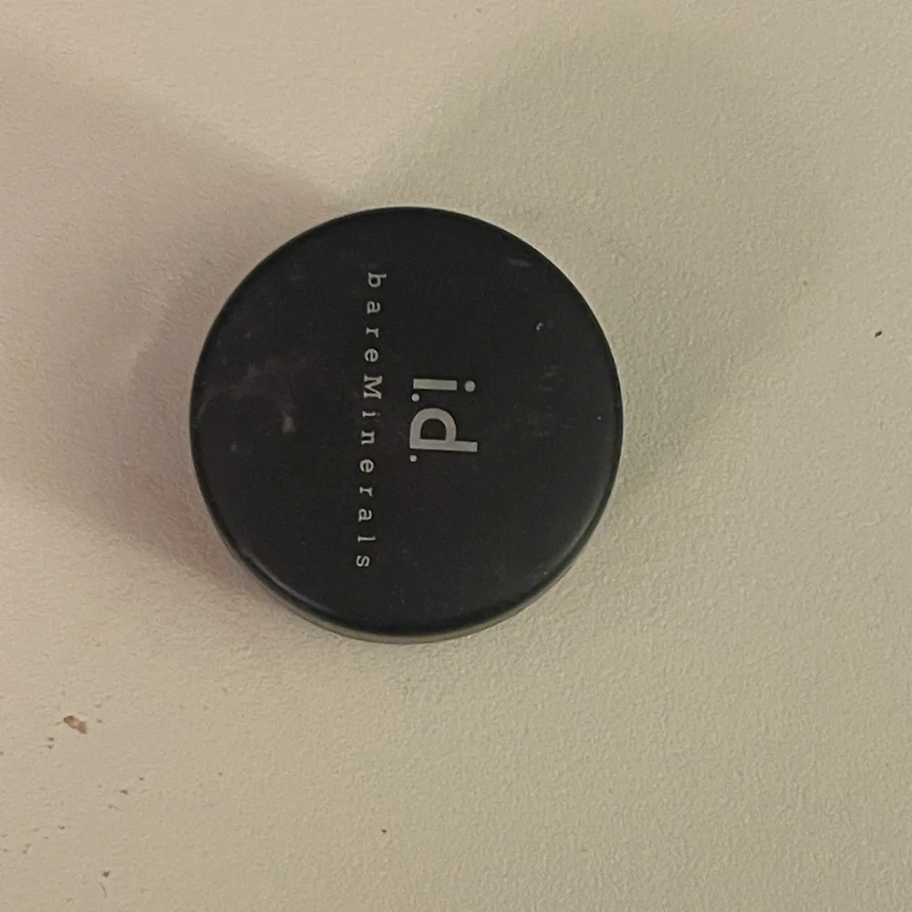 bareMinerals Bare Escentuals LEGIT Liner Shadow Eye Color